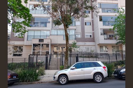 Apartamento à venda com 52m², 2 quartos e 2 vagas Apartamento à venda com 52m², 2 quartos e 2 vagasFachada