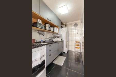 Casa à venda com 129m², 4 quartos e 2 vagas Casa à venda com 129m², 4 quartos e 2 vagasCozinha