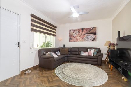 Sala de casa à venda com 4 quartos, 129m² em Quitaúna, Osasco