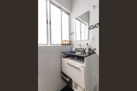 Casa à venda com 129m², 4 quartos e 2 vagas Casa à venda com 129m², 4 quartos e 2 vagasBanheiro da Suíte 1