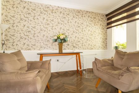 Sala de casa à venda com 4 quartos, 129m² em Quitaúna, Osasco