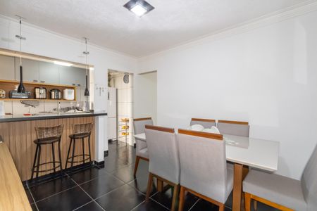 Casa à venda com 129m², 4 quartos e 2 vagas Casa à venda com 129m², 4 quartos e 2 vagasCopa