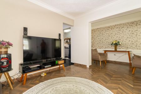 Casa à venda com 129m², 4 quartos e 2 vagas Casa à venda com 129m², 4 quartos e 2 vagasSala