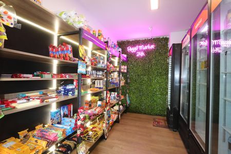 Apartamento para alugar com 62m², 2 quartos e sem vagaÁrea comum - Mercadinho