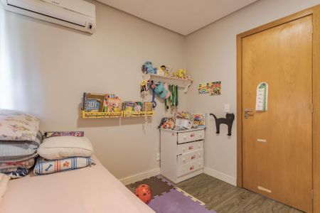 Apartamento à venda com 71m², 2 quartos e 1 vagaQuarto