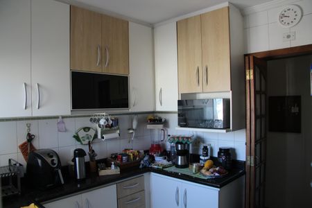 Apartamento à venda com 76m², 3 quartos e 2 vagasCozinha