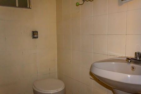 Casa para alugar com 200m², 1 quarto e 5 vagas Casa para alugar com 200m², 1 quarto e 5 vagasBanheiro Social