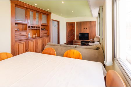 Apartamento à venda com 97m², 3 quartos e 1 vagaSala