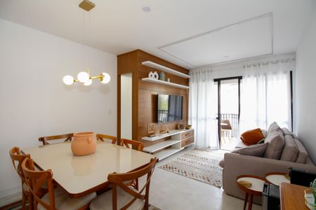 Sala  de apartamento à venda com 2 quartos, 66m² em Sumaré, São Paulo