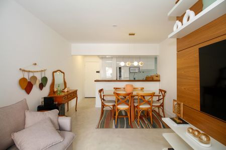 Apartamento à venda com 66m², 2 quartos e 1 vagaSala 