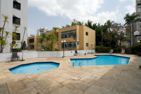 Apartamento à venda com 66m², 2 quartos e 1 vagaÁrea Comum - Piscina