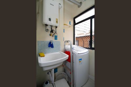 Apartamento à venda com 66m², 2 quartos e 1 vagaÁrea de Serviço