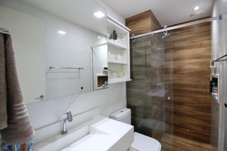 Apartamento para alugar com 225m², 4 quartos e 2 vagasBanheiro Social