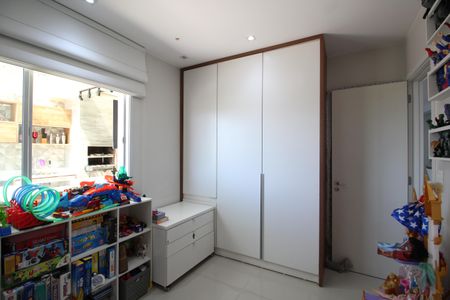 Apartamento para alugar com 225m², 4 quartos e 2 vagasSuíte 2