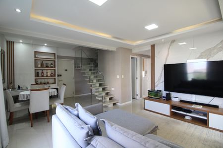 Apartamento para alugar com 225m², 4 quartos e 2 vagasSala