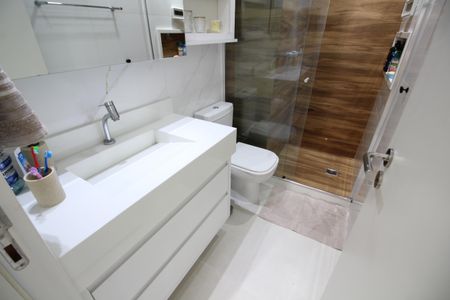 Apartamento para alugar com 225m², 4 quartos e 2 vagasBanheiro Social