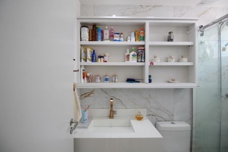 Apartamento para alugar com 225m², 4 quartos e 2 vagasBanheiro da Suíte 2