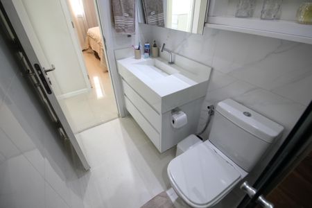Apartamento para alugar com 225m², 4 quartos e 2 vagasBanheiro Social