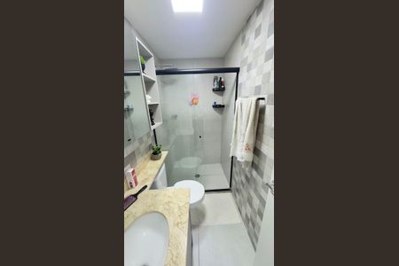 Apartamento à venda com 65m², 2 quartos e 1 vagaBanheiro 2