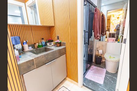 Apartamento à venda com 35m², 2 quartos e sem vaga Apartamento à venda com 35m², 2 quartos e sem vagaBanheiro