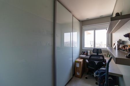 Quarto de apartamento à venda com 2 quartos, 69m² em Parque Industrial Tomas Edson, São Paulo