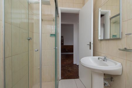 Apartamento à venda com 77m², 2 quartos e 1 vaga Apartamento à venda com 77m², 2 quartos e 1 vagaBanheiro