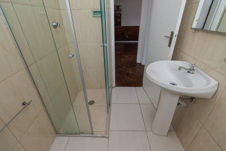 Apartamento à venda com 77m², 2 quartos e 1 vaga Apartamento à venda com 77m², 2 quartos e 1 vagaBanheiro