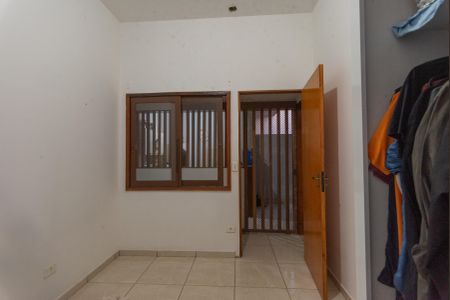 Casa à venda com 250m², 4 quartos e 3 vagasCasa 2- Quarto 2