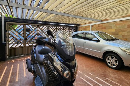 Casa à venda com 137m², 3 quartos e 3 vagas Casa à venda com 137m², 3 quartos e 3 vagasGaragem