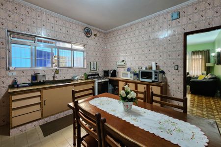 Casa à venda com 137m², 3 quartos e 3 vagas Casa à venda com 137m², 3 quartos e 3 vagasCozinha