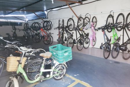 Área Comum - Bicicletário de apartamento à venda com 1 quarto, 30m² em Laranjeiras, Rio de Janeiro