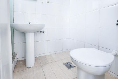 Banheiro de apartamento à venda com 1 quarto, 30m² em Laranjeiras, Rio de Janeiro