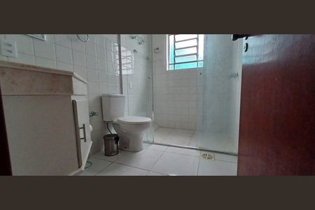 Casa à venda com 129m², 3 quartos e 2 vagasBanheiro