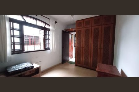 Casa à venda com 129m², 3 quartos e 2 vagasQuarto