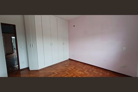 Casa à venda com 129m², 3 quartos e 2 vagasQuarto