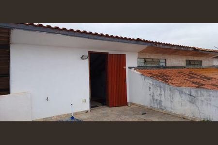 Casa à venda com 129m², 3 quartos e 2 vagasTerraço
