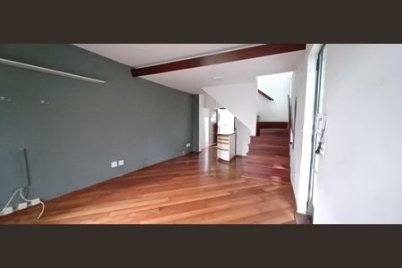 Sala de casa à venda com 3 quartos, 129m² em Campo Belo, São Paulo