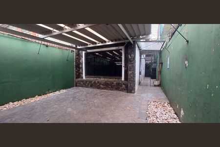 Casa à venda com 129m², 3 quartos e 2 vagasGaragem