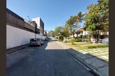 Casa de condomínio à venda com 80m², 2 quartos e 3 vagasÁrea comum