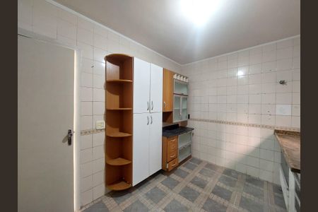 Casa de condomínio à venda com 80m², 2 quartos e 3 vagasCozinha