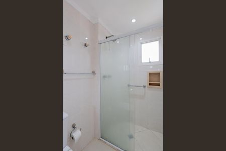 Apartamento à venda com 102m², 3 quartos e 2 vagas Apartamento à venda com 102m², 3 quartos e 2 vagasBanheiro da Suíte