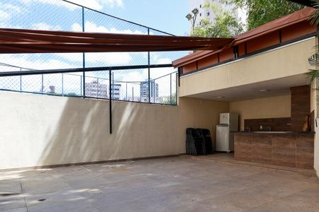 Apartamento à venda com 102m², 3 quartos e 2 vagas Apartamento à venda com 102m², 3 quartos e 2 vagasÁrea comum - Churrasqueira