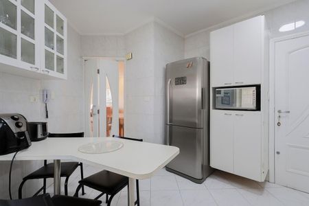 Apartamento à venda com 102m², 3 quartos e 2 vagas Apartamento à venda com 102m², 3 quartos e 2 vagasCozinha
