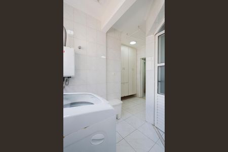 Apartamento à venda com 102m², 3 quartos e 2 vagas Apartamento à venda com 102m², 3 quartos e 2 vagasÁrea de serviço