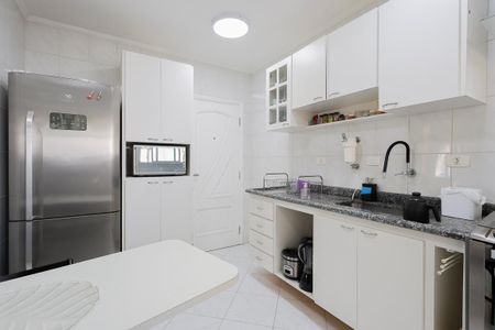 Apartamento à venda com 102m², 3 quartos e 2 vagas Apartamento à venda com 102m², 3 quartos e 2 vagasCozinha