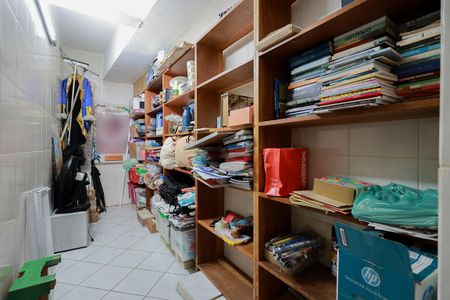 Apartamento à venda com 102m², 3 quartos e 2 vagas Apartamento à venda com 102m², 3 quartos e 2 vagasDepósito