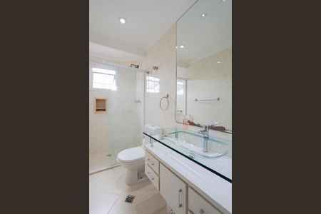 Apartamento à venda com 102m², 3 quartos e 2 vagas Apartamento à venda com 102m², 3 quartos e 2 vagasBanheiro Social