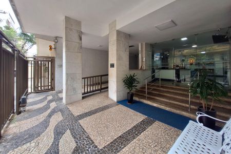 Apartamento à venda com 65m², 2 quartos e 1 vagaFachada