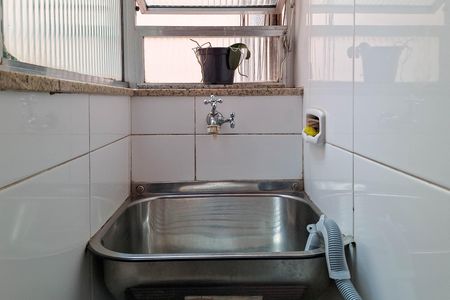 Apartamento à venda com 65m², 2 quartos e 1 vagaÁrea de Serviço