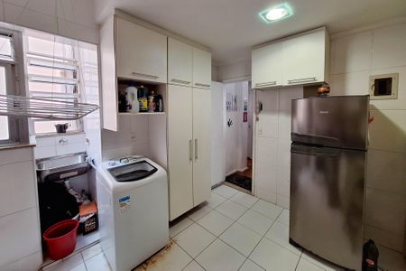 Apartamento à venda com 65m², 2 quartos e 1 vagaÁrea de Serviço